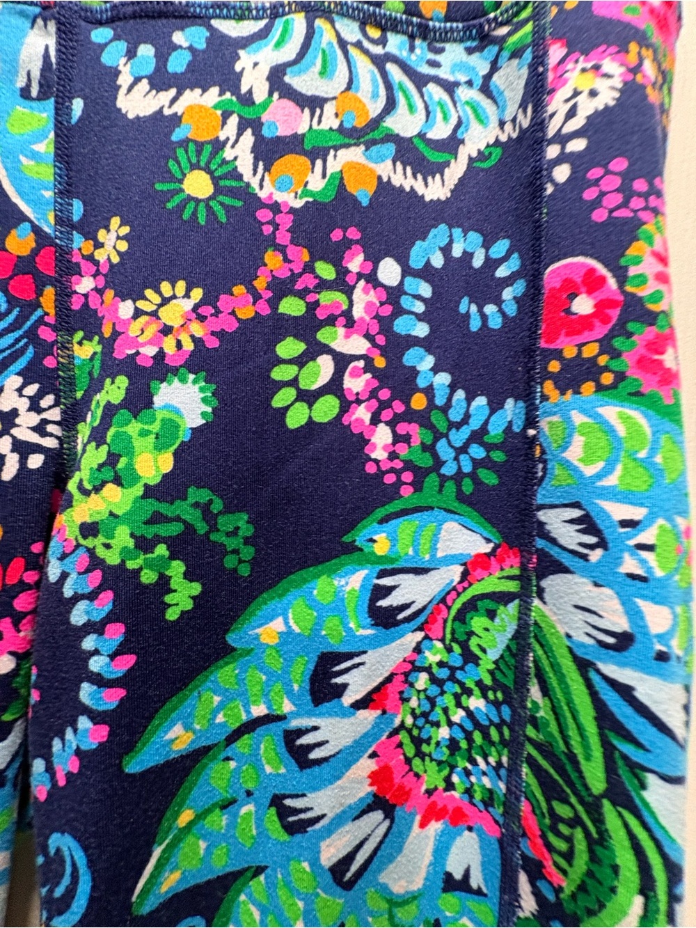 Lilly Pulitzer Women's Navy Floral Print Capri Leggings - Picture 3 of 6